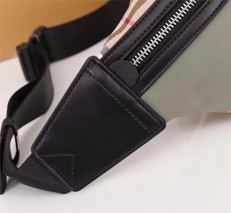 Burberry contrasting waist bag crossbody bag chest bag unisex | Litbuuy Spreadsheet