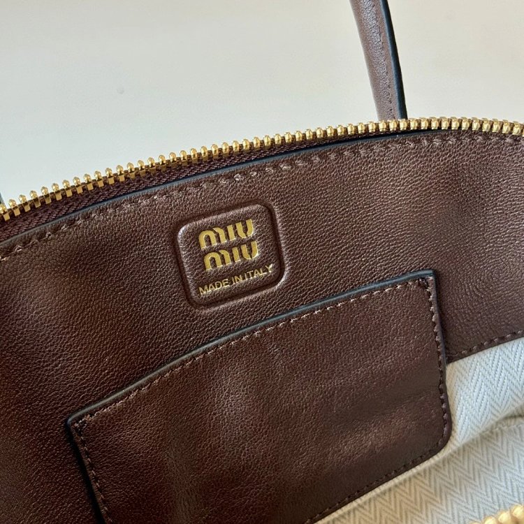 Miumiu handbag shoulder bag crossbody bag women's bag shell bag | Litbuuy Spreadsheet