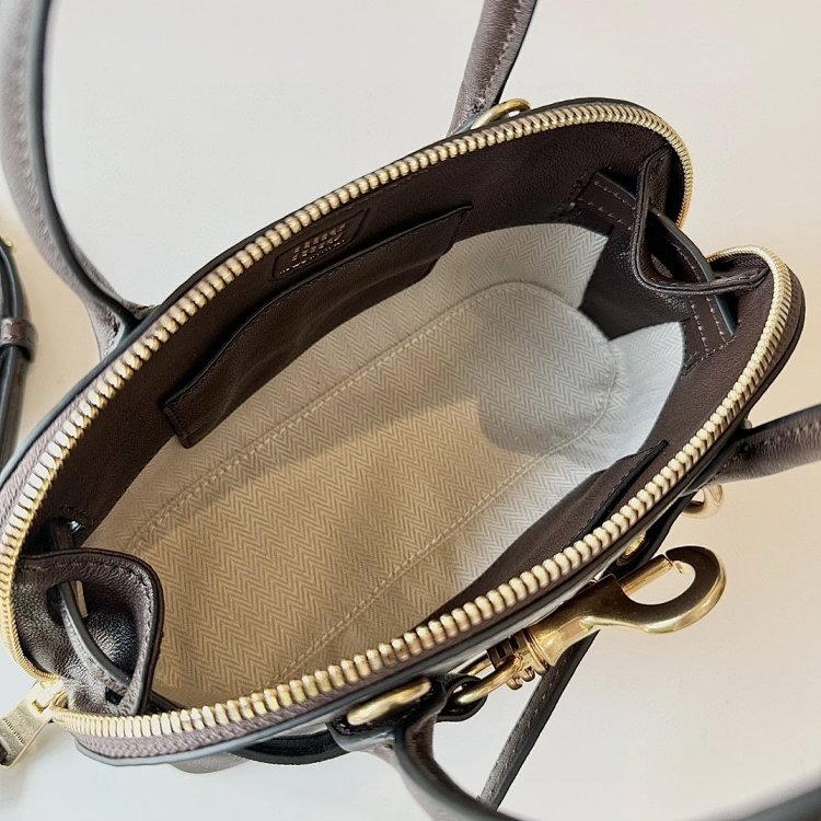 Miumiu handbag shoulder bag crossbody bag women's bag shell bag | Litbuuy Spreadsheet