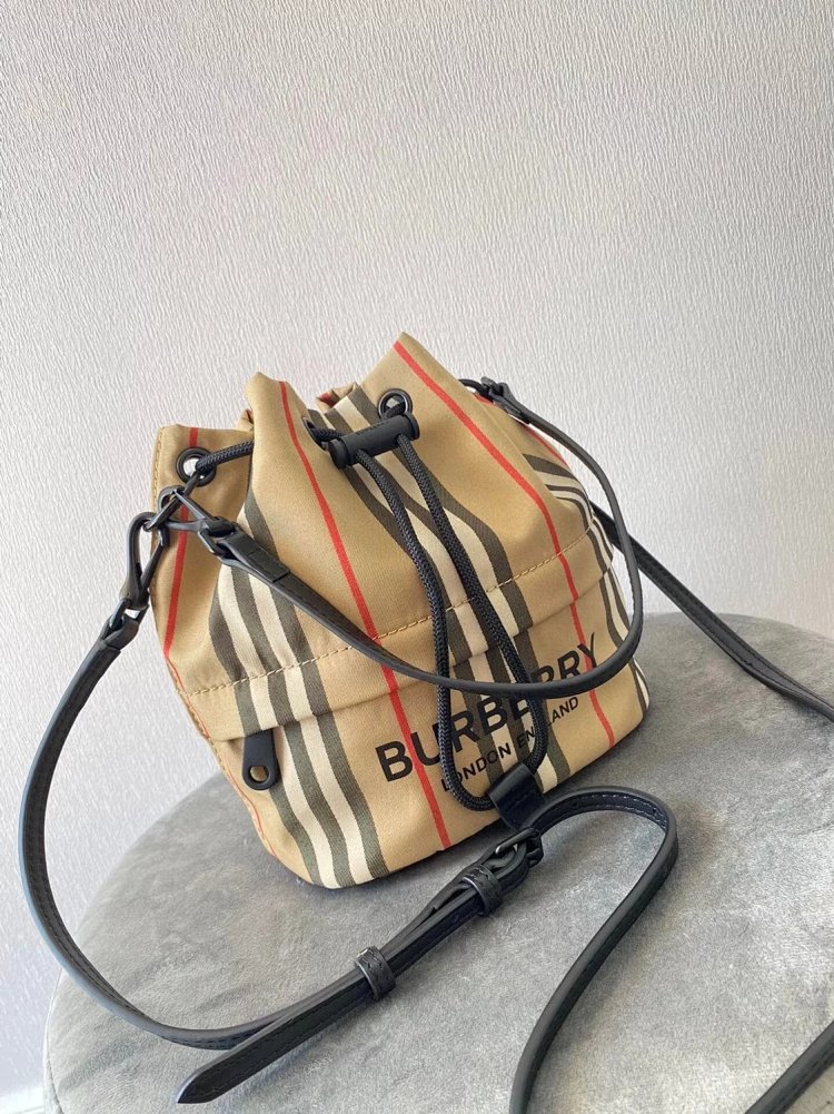 Burberry storage classic plaid canvas bucket bag drawstring bag | Litbuuy Spreadsheet
