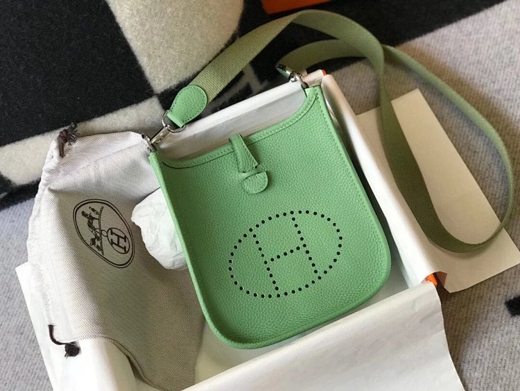 Hermes mini calf leather hollow shoulder crossbody buckle women's bag | Litbuuy Spreadsheet
