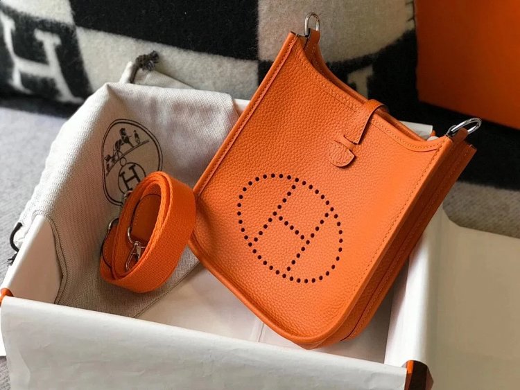 Hermes mini calf leather hollow shoulder crossbody buckle women's bag | Litbuuy Spreadsheet