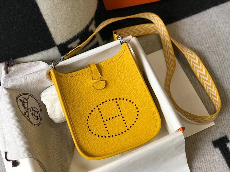 Hermes mini calf leather hollow shoulder crossbody buckle women's bag | Litbuuy Spreadsheet