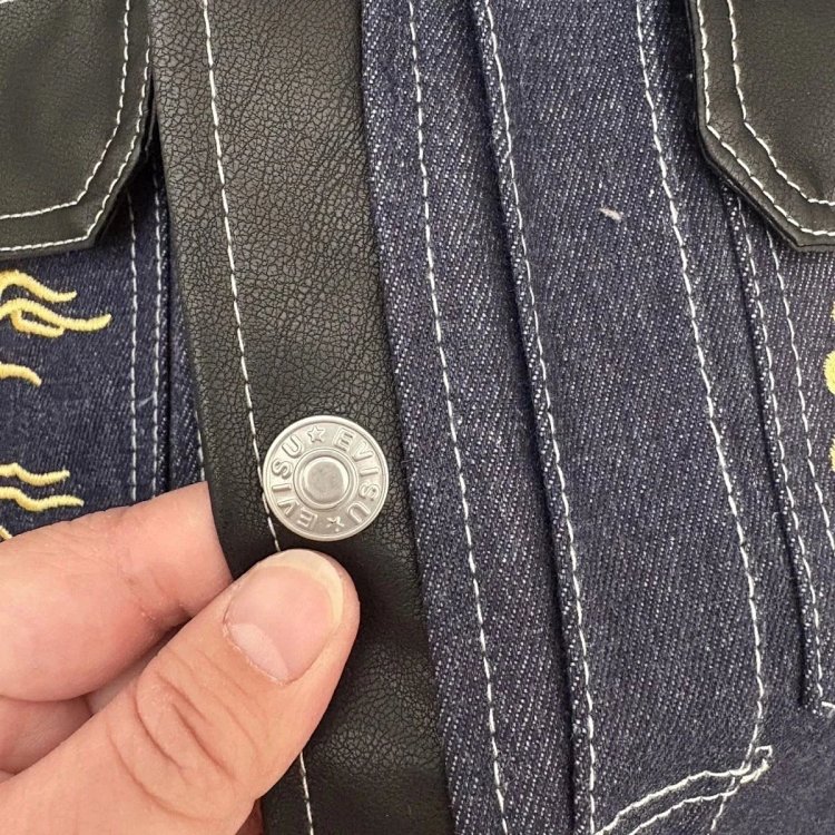 EVISU Heavy Industry Embroidered Cowboy Coat | Litbuuy Spreadsheet