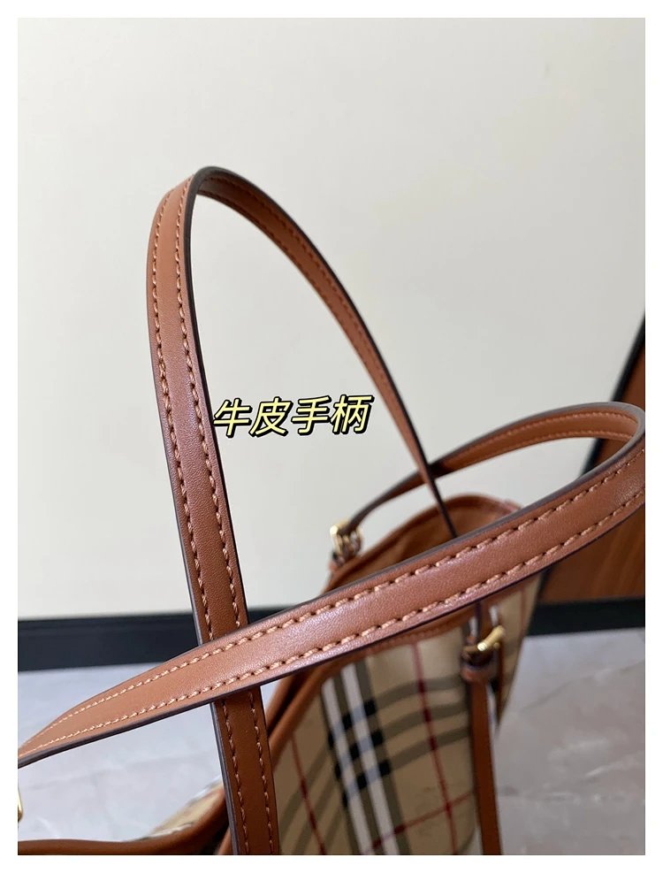 Burberry plaid pattern tote bag | Litbuuy Spreadsheet