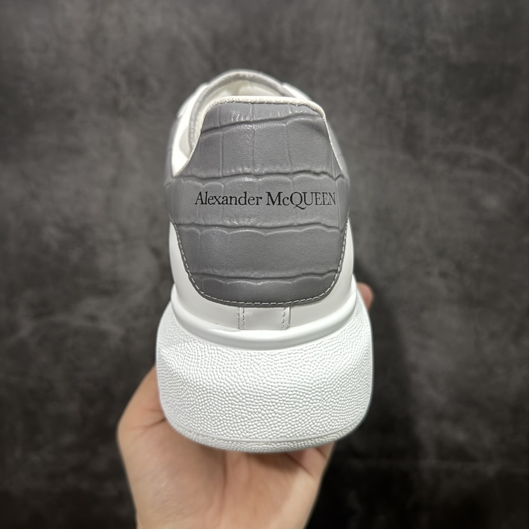 Alexander McQueen Sneaker SH528151 | Litbuuy Spreadsheet