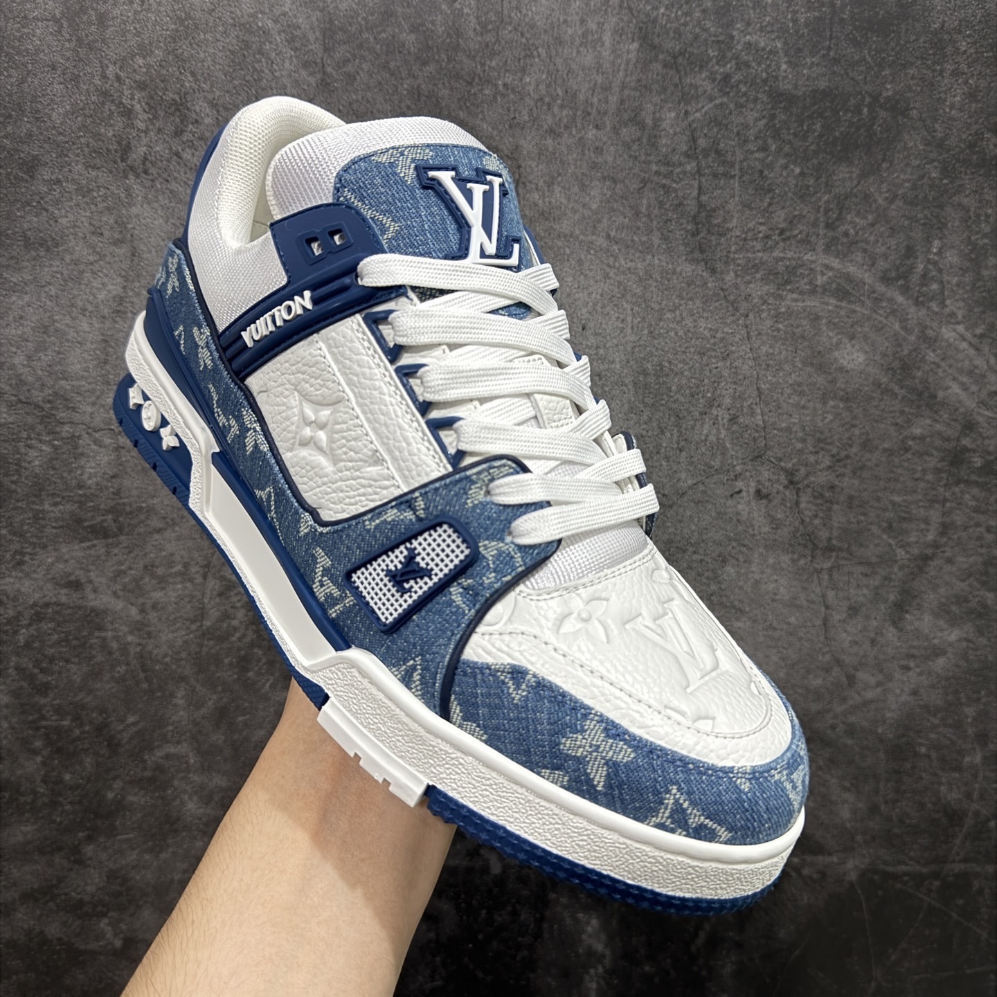 Louis Vuitton  Trainer Sneaker T538001 | Litbuuy Spreadsheet