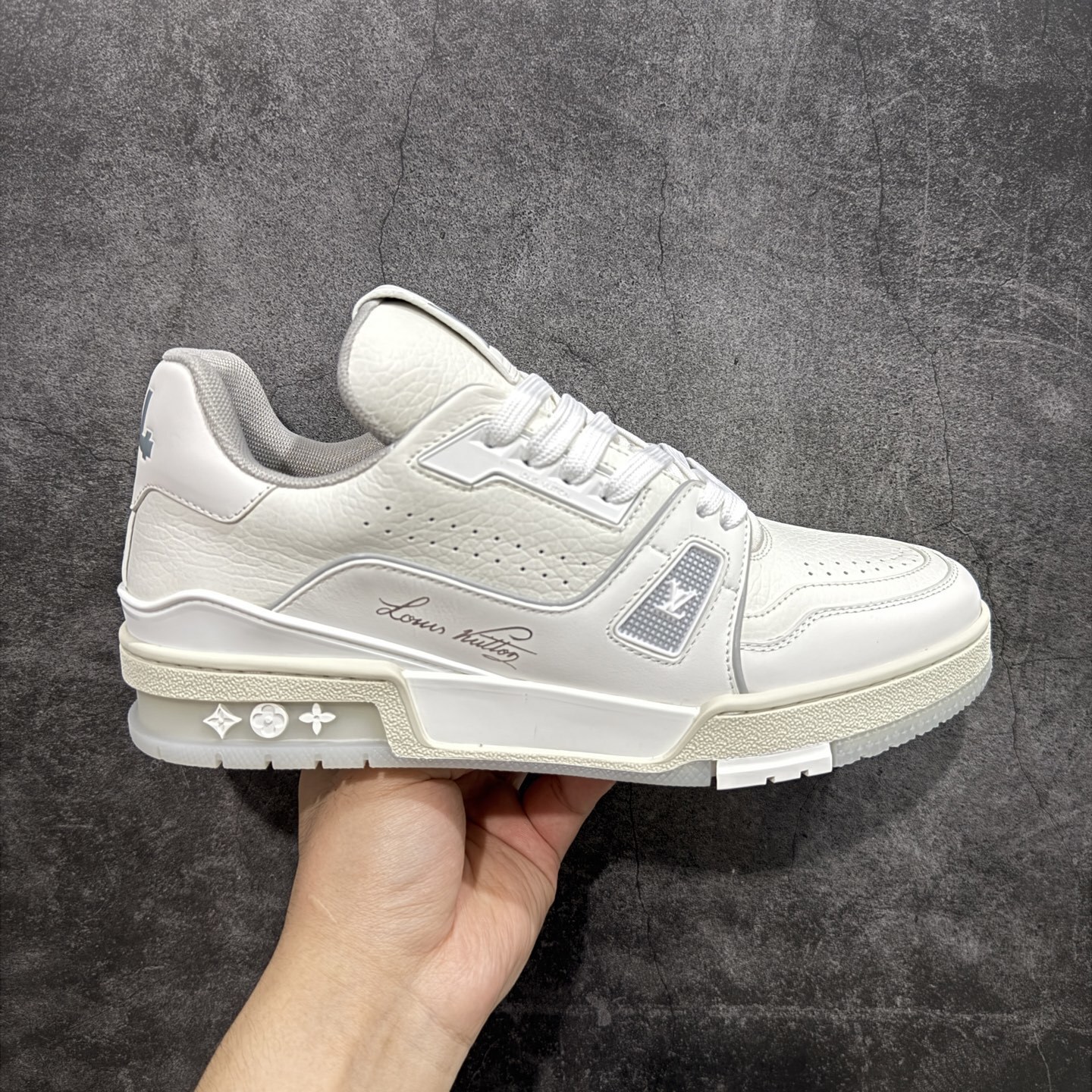 Louis Vuitton  Trainer Sneaker T538002 | Litbuuy Spreadsheet