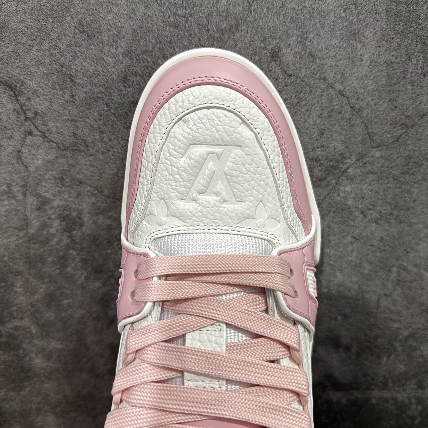 Louis Vuitton  Trainer Sneaker T538005 | Litbuuy Spreadsheet