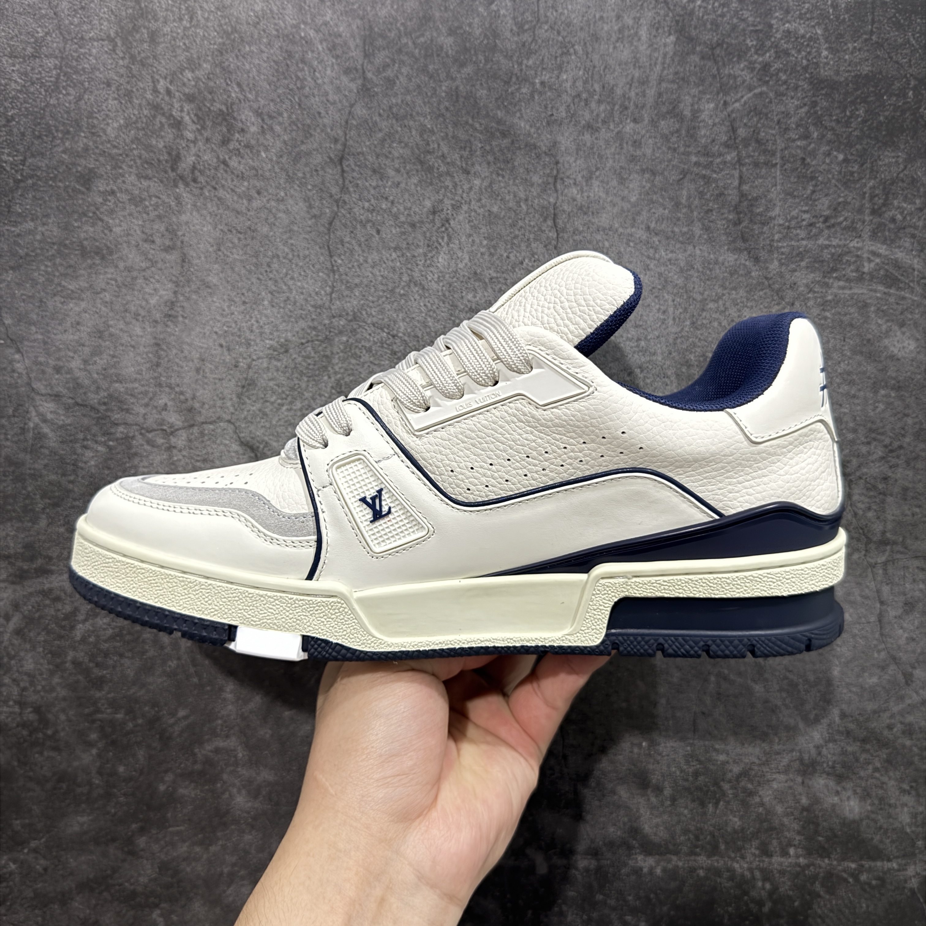 Louis Vuitton  Trainer Sneaker T538006 | Litbuuy Spreadsheet