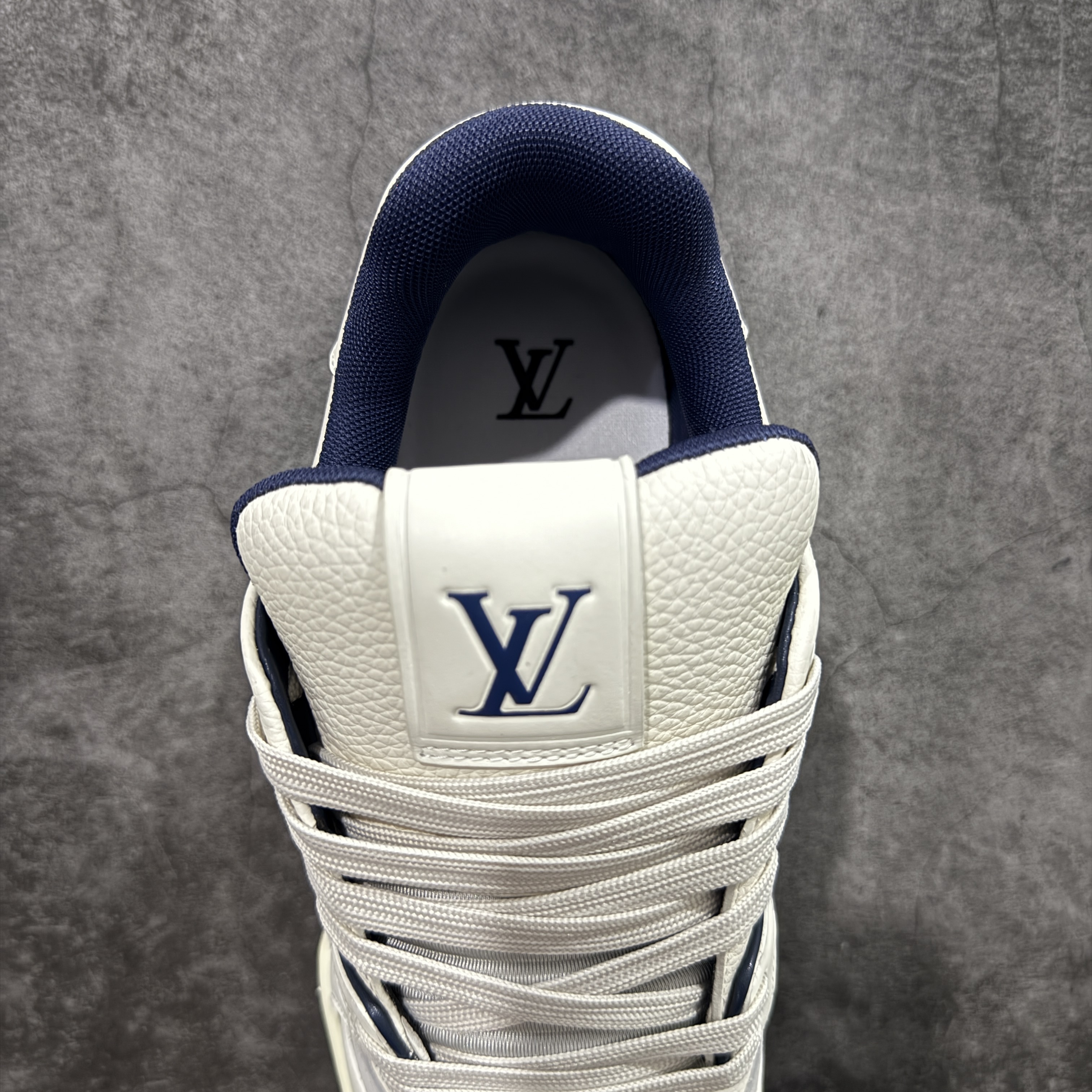 Louis Vuitton  Trainer Sneaker T538006 | Litbuuy Spreadsheet