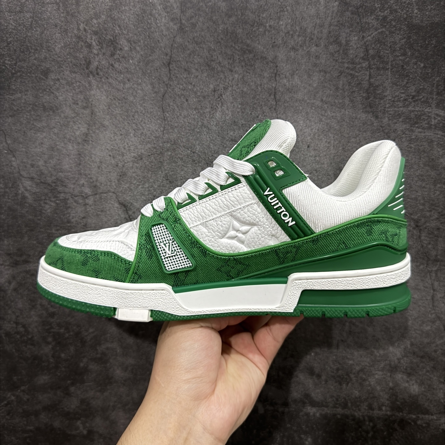 Louis Vuitton Trainer Sneaker T538009 | Litbuuy Spreadsheet