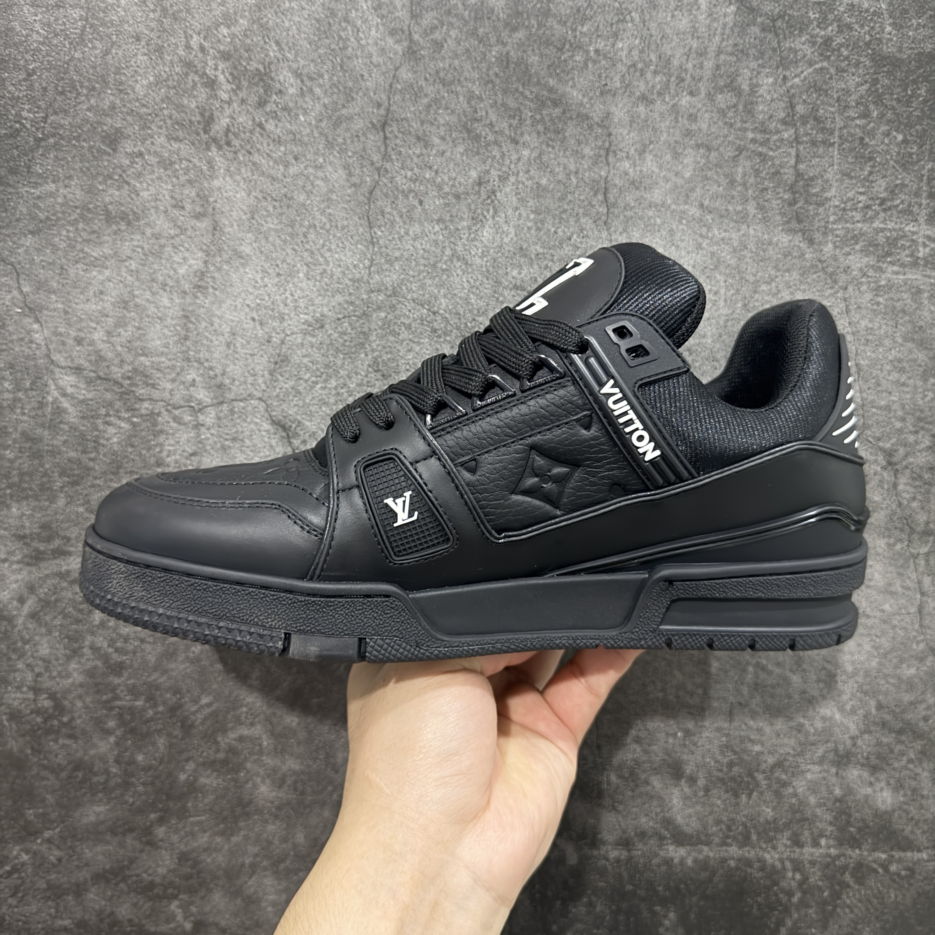 Louis Vuitton  Trainer Sneaker T538007