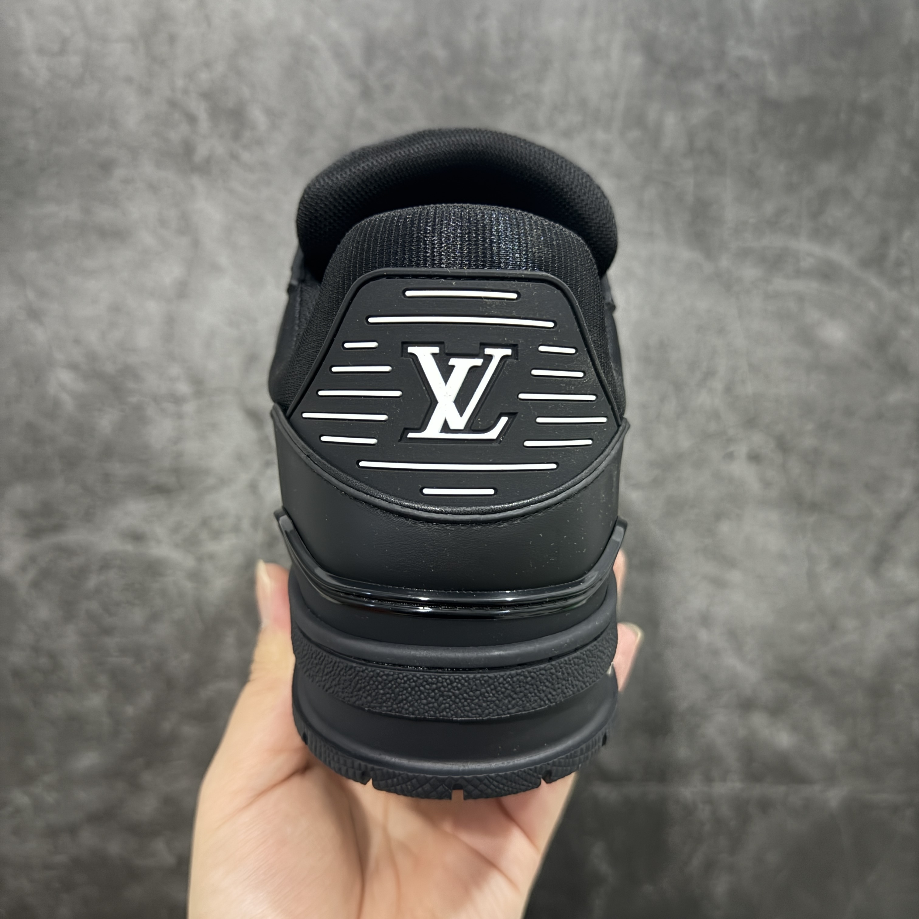Louis Vuitton  Trainer Sneaker T538007 | Litbuuy Spreadsheet