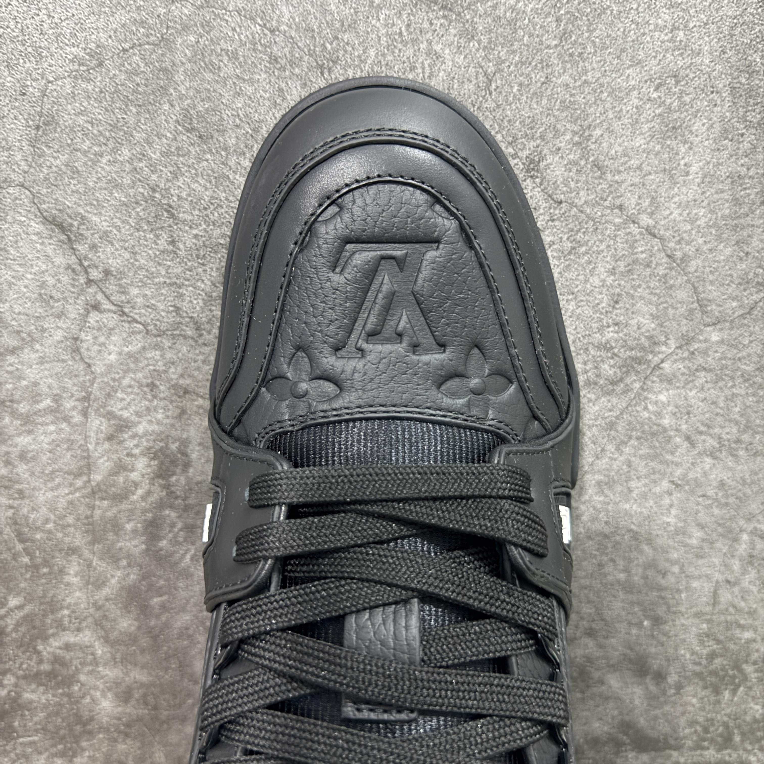 Louis Vuitton  Trainer Sneaker T538007 | Litbuuy Spreadsheet
