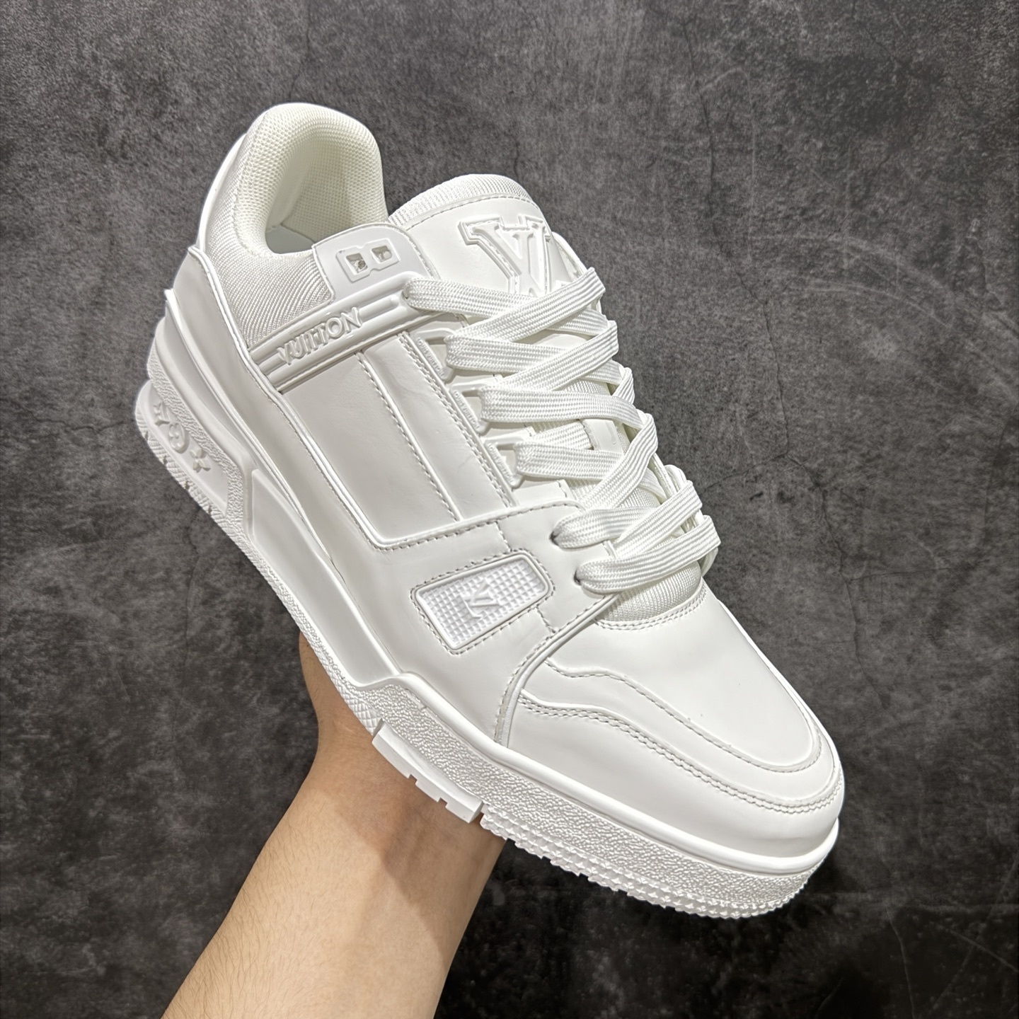 Louis Vuitton Trainer Sneaker T538008 | Litbuuy Spreadsheet