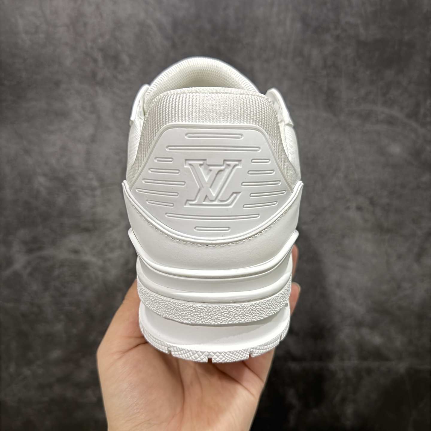 Louis Vuitton Trainer Sneaker T538008 | Litbuuy Spreadsheet