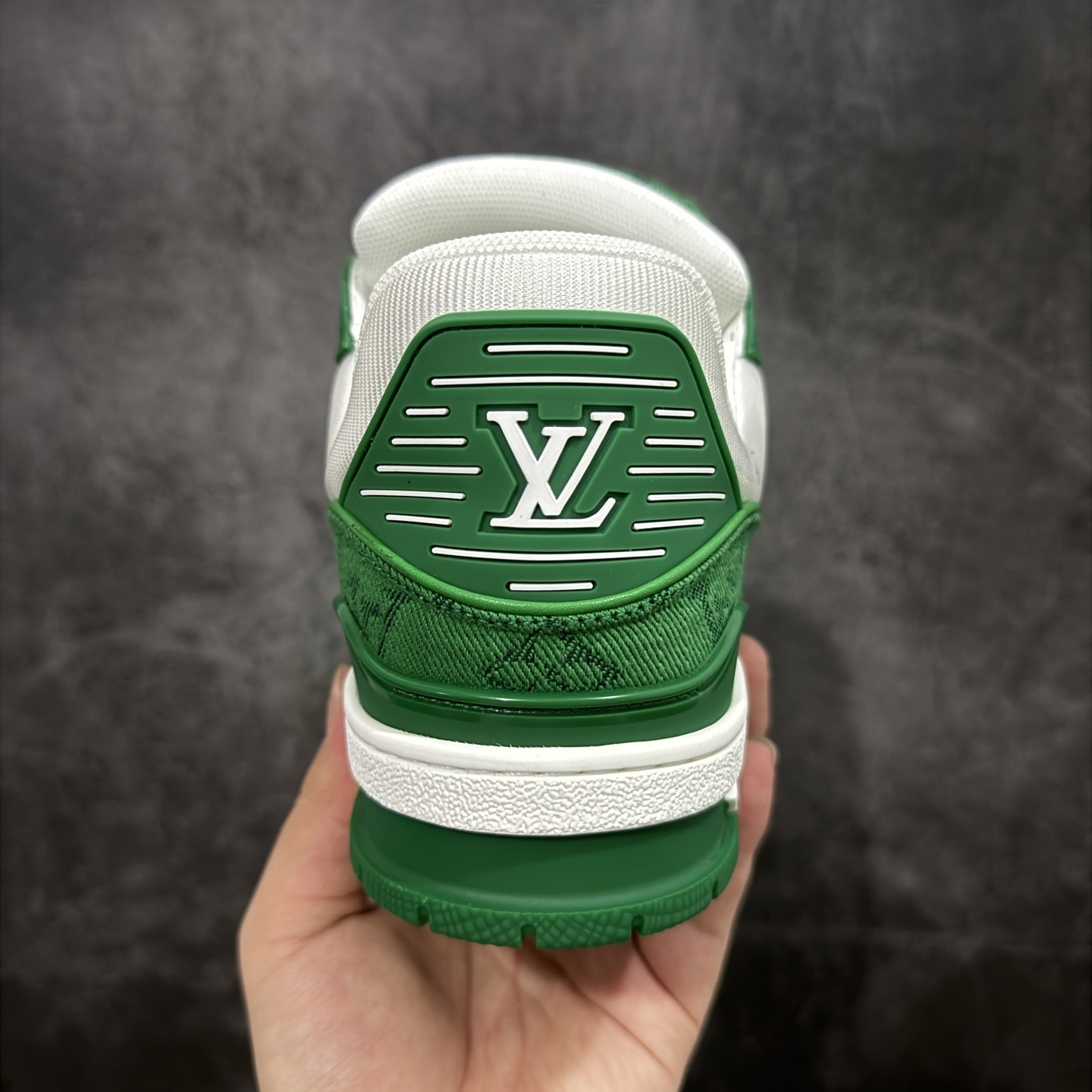 Louis Vuitton Trainer Sneaker T538009 | Litbuuy Spreadsheet