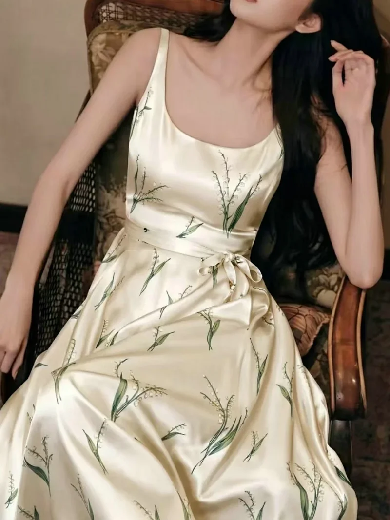 skirrt  Summer new product French retro lily of the valley print suspender skirt | Litbuuy Spreadshe